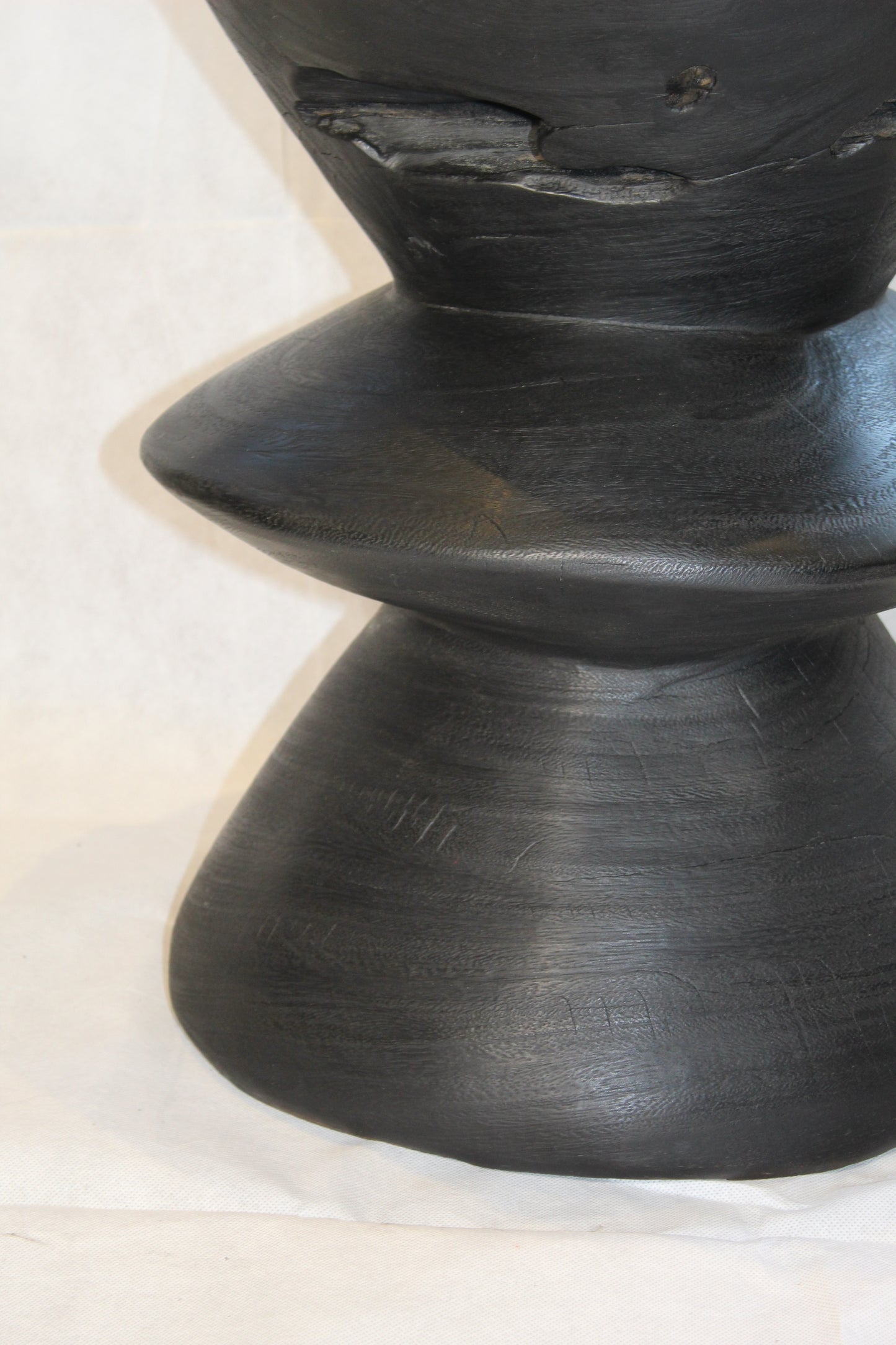 Stool Acordeón Shou Sugi Ban